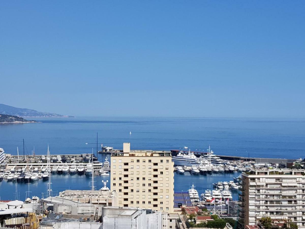 Plein coeur de Monaco, à 300 mètres à pied du port de Monaco, 4 pièces, escaliers vue mer. Monte Carlo Exterior foto